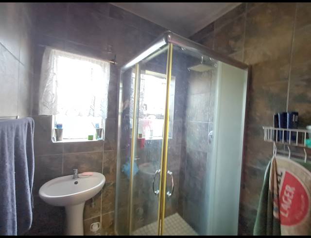 3 BEDROOM HOUSE TO LET IN VANDERBIJLPARK SE 1